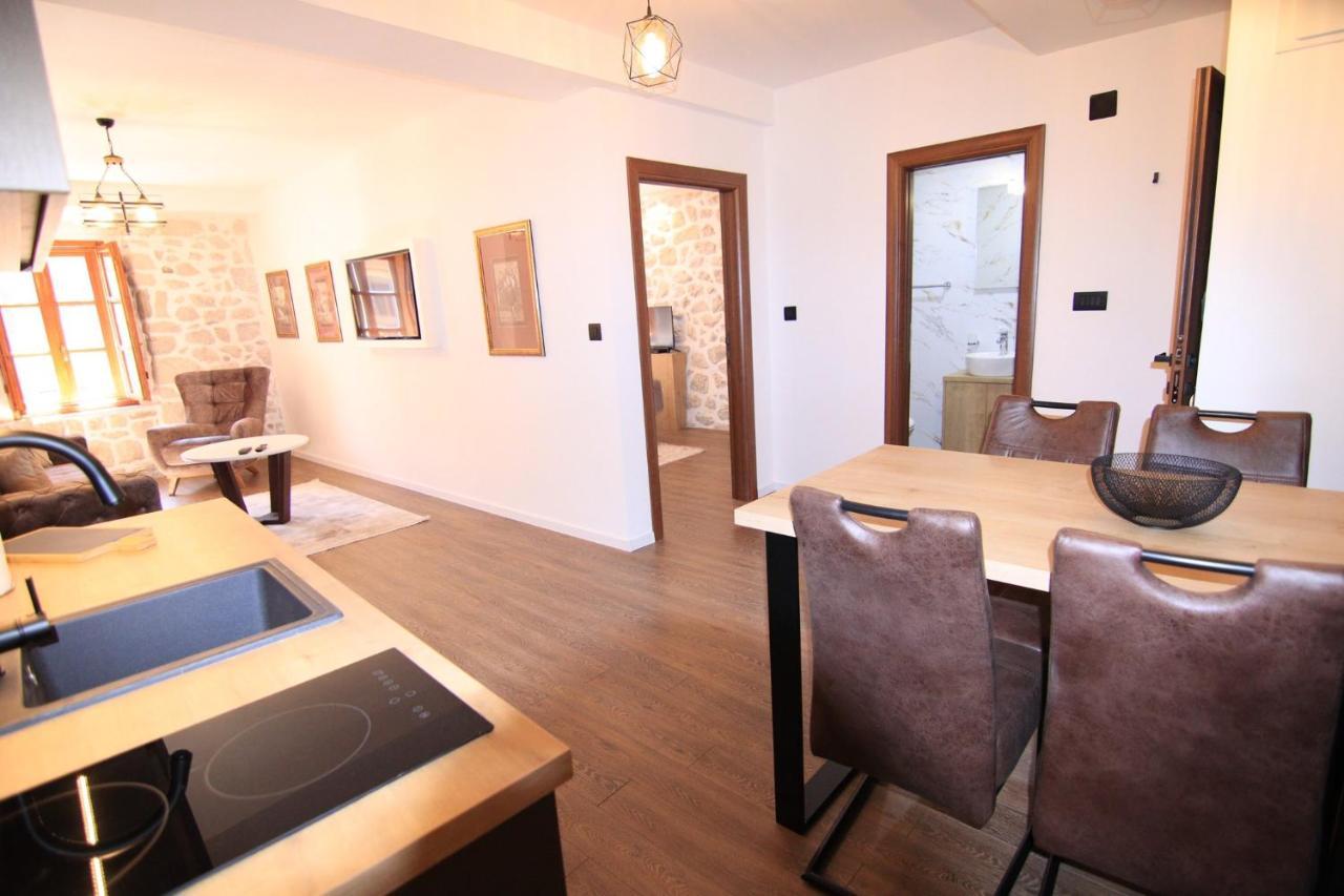 Apartmani Fantasia Cetinje Luaran gambar