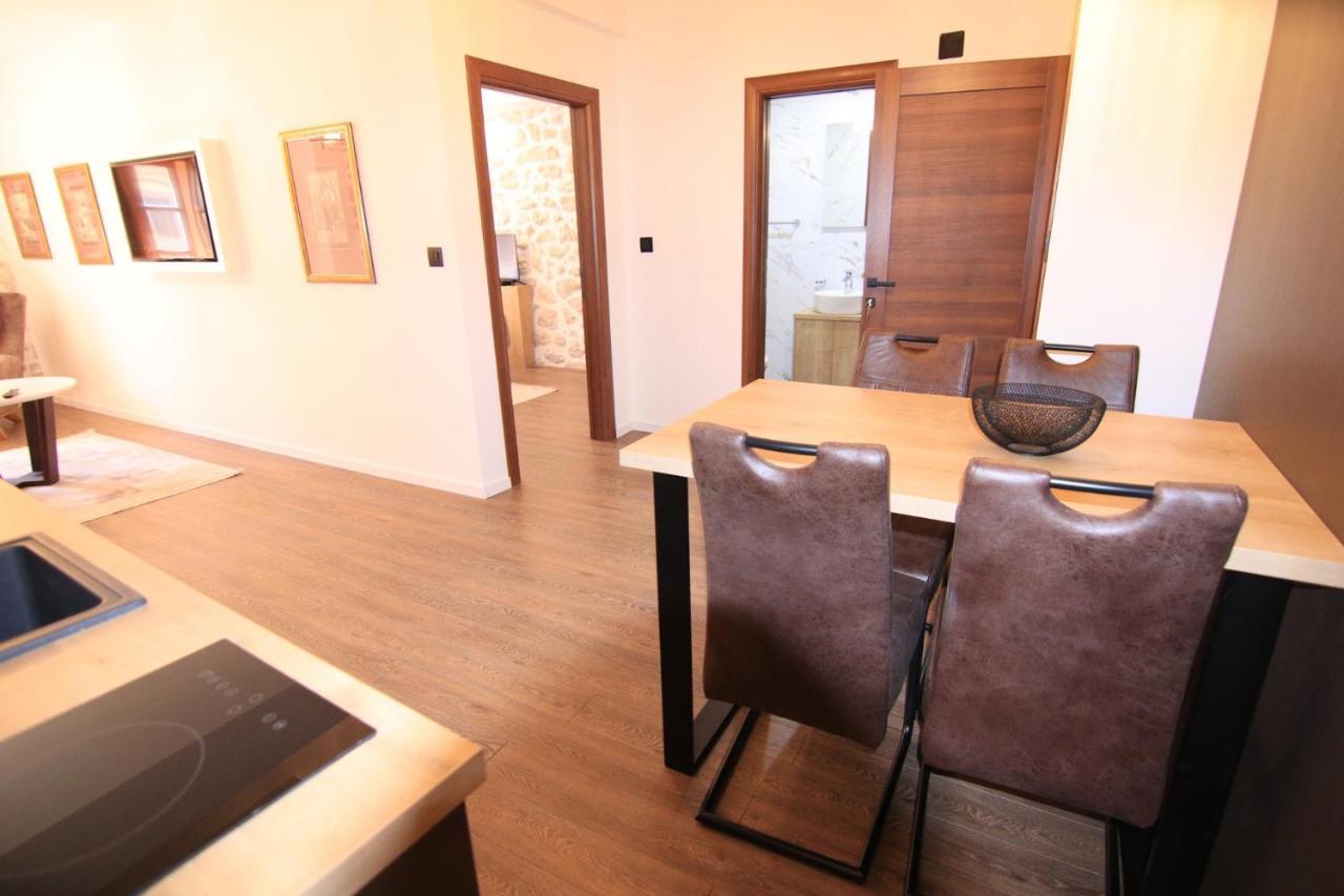 Apartmani Fantasia Cetinje Luaran gambar