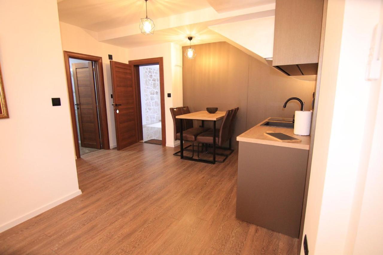 Apartmani Fantasia Cetinje Luaran gambar