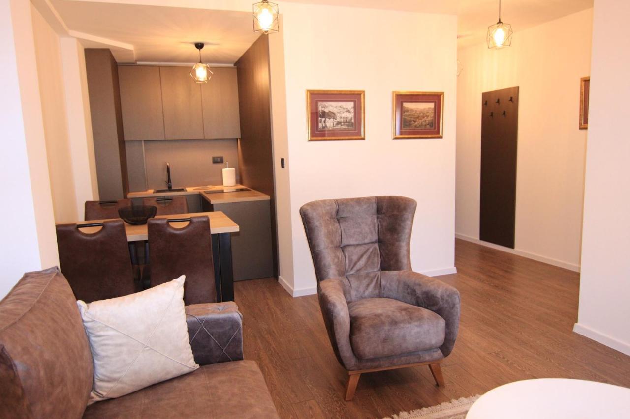 Apartmani Fantasia Cetinje Luaran gambar