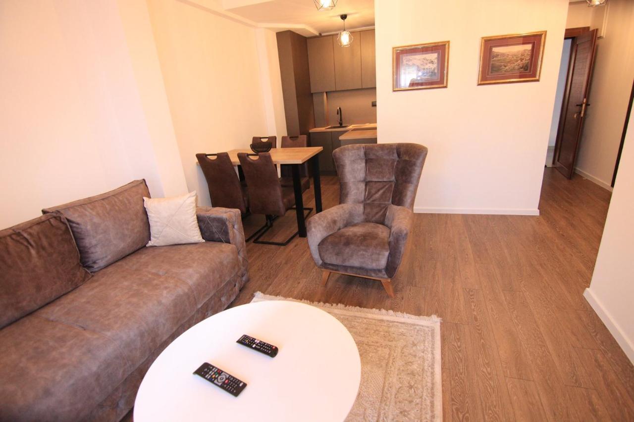 Apartmani Fantasia Cetinje Luaran gambar